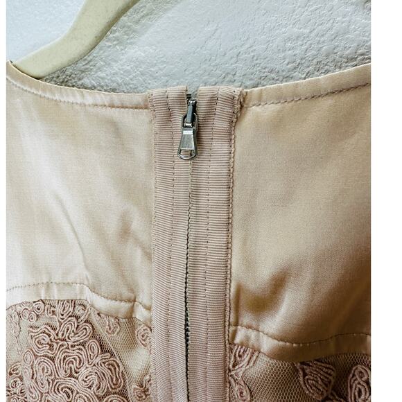 BCBGMAXAZRIA Tan Satin & Floral Lace Round Neck Mini Dress 6 - Picture 6 of 13